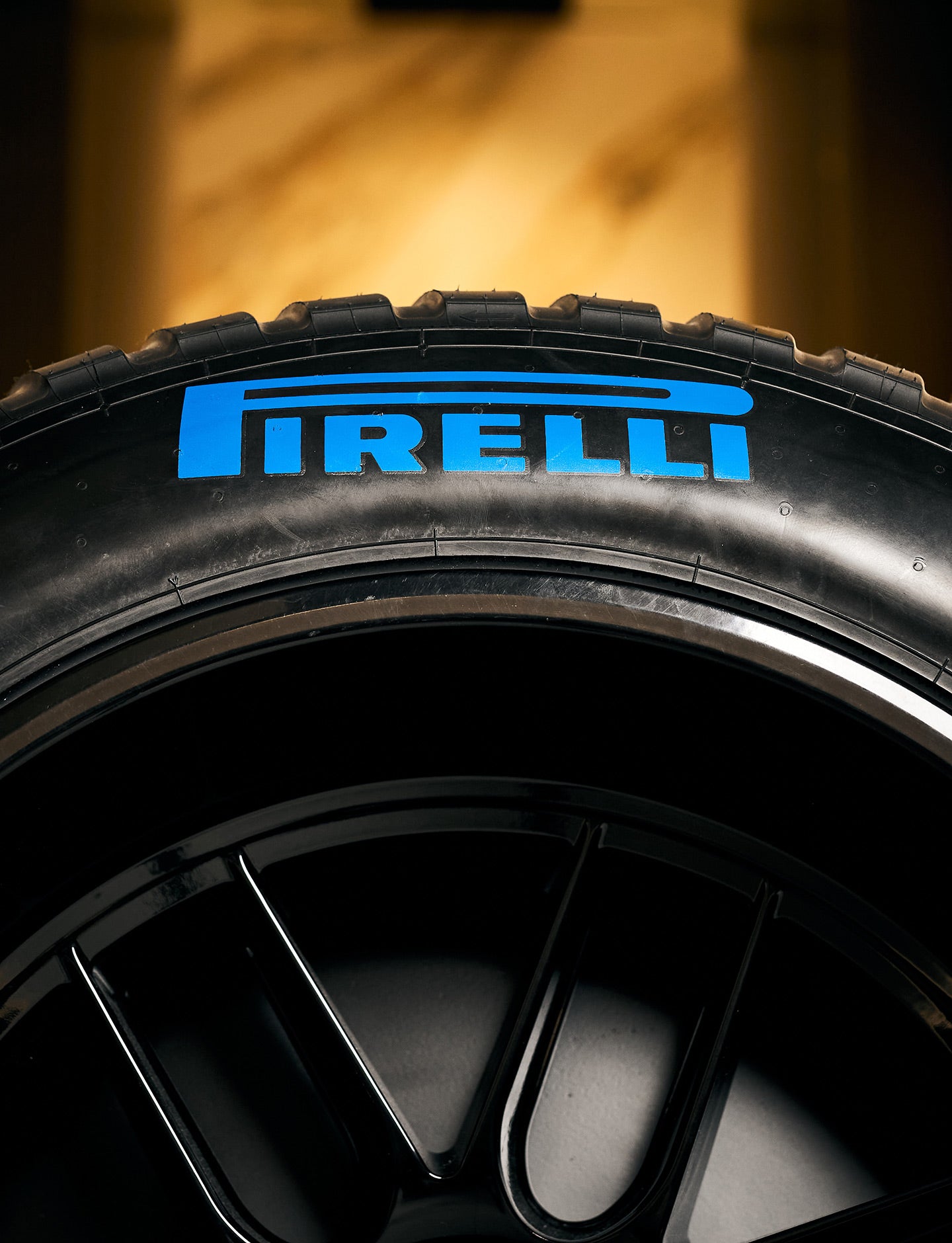 Pirelli x iXOOST speaker